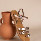 AGNES sandales entre-doigts en cuir