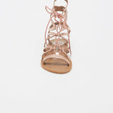 CRESCENT Sandale brillante en cuir