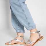 PUSHPA Sandale brillante en cuir