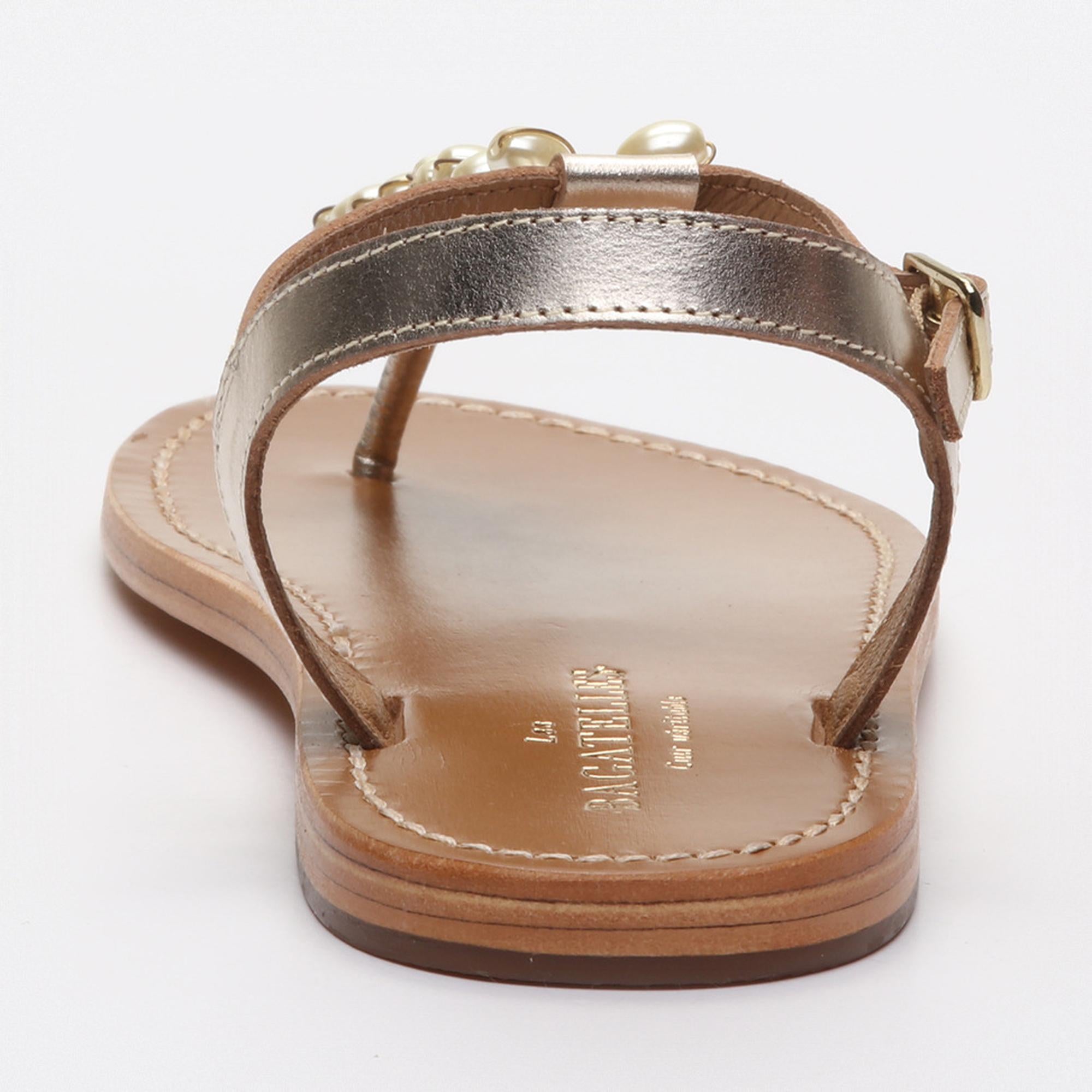 CHANDNA sandales en cuir gold