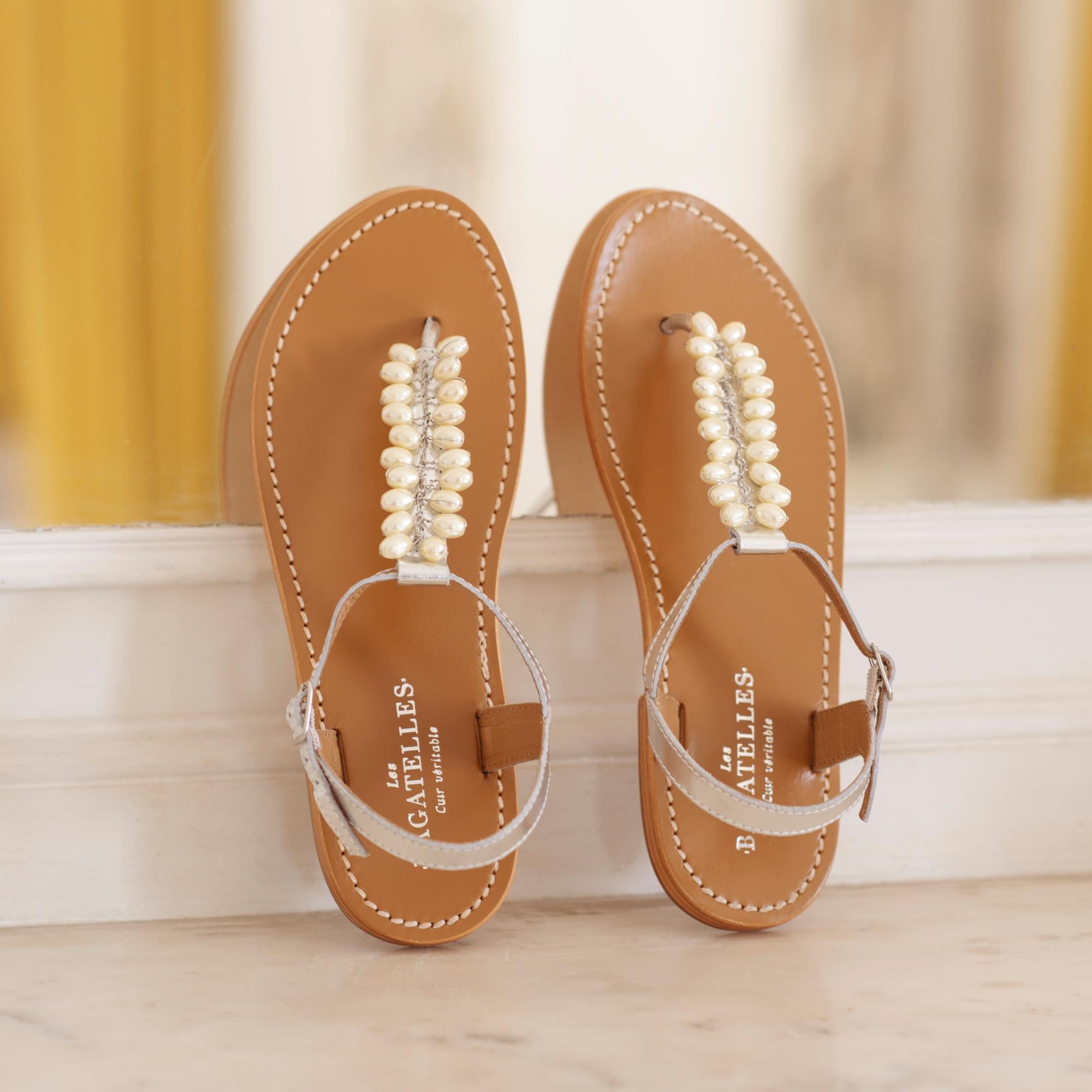 CHANDNA sandales en cuir silver