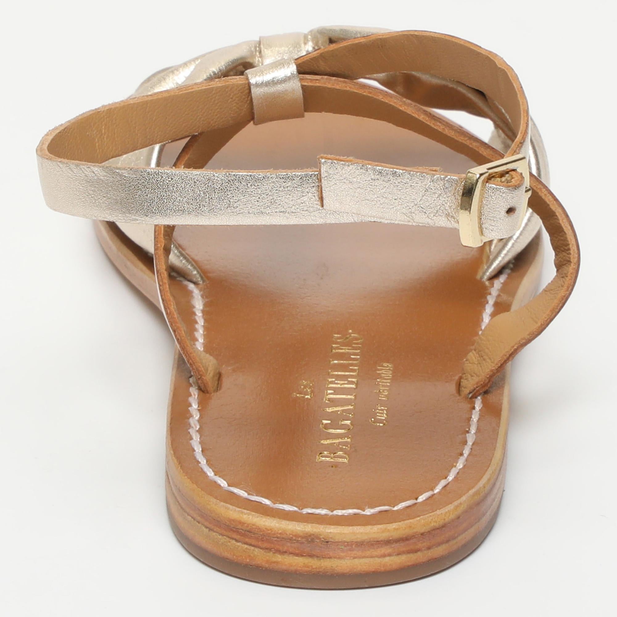 CONESA sandales en cuir platinium