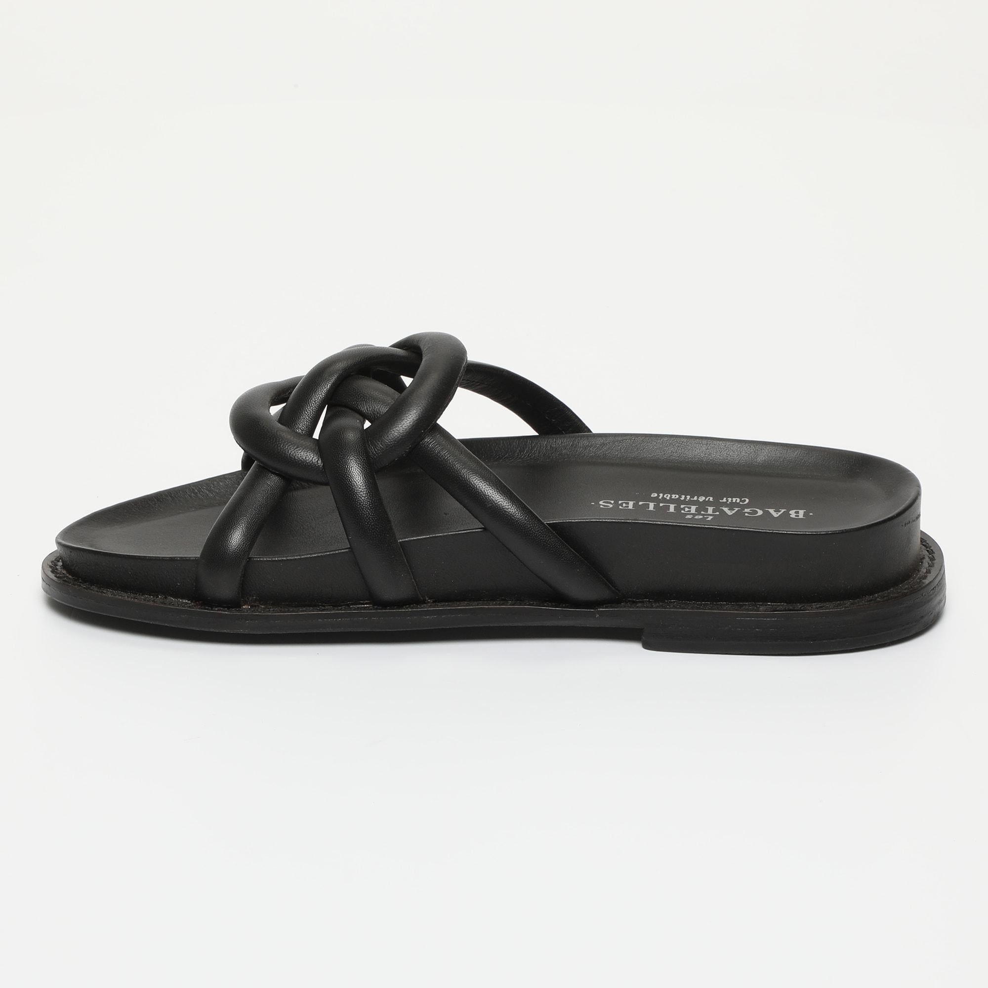 PELICURA sandales en cuir black
