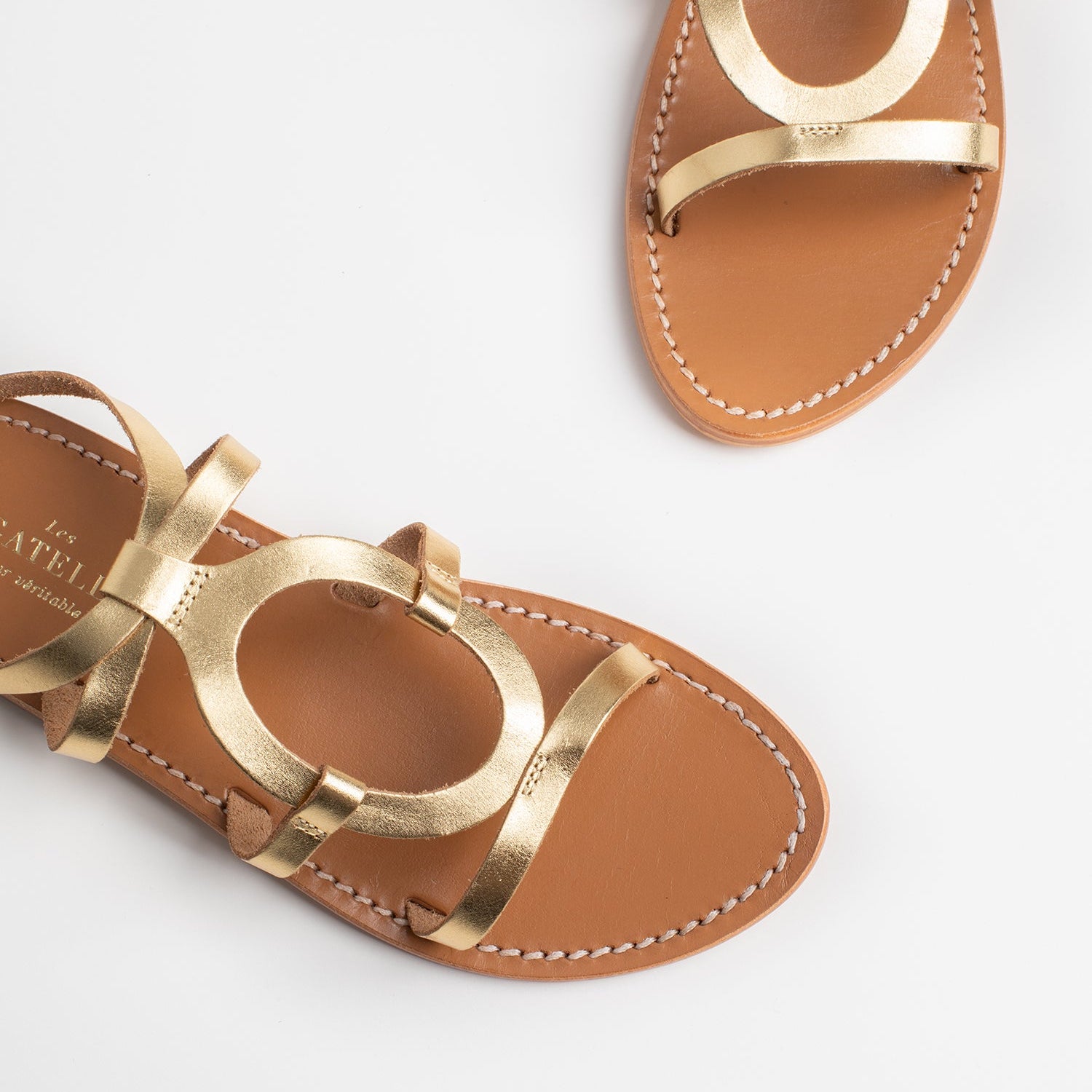 SUELLEN Sandale brillante en cuir